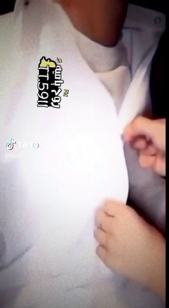 القلب يطيب برؤيتك: شعر حب واشتياق مؤثر