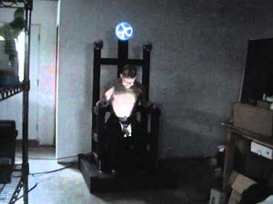 Animatronic Pneumatic Prop Life Size Electric Chair www.doll-lovers-paradise.com