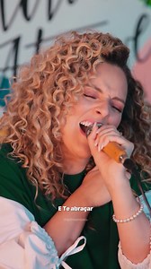 Jesus, eu quero muito Você! 😍 Essa música é a oração mais linda de amor a Ele. Que o nosso coração sempre cante esse amor! 🙌💜 | Gabi Sampaio