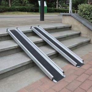 [Hot Item] 4FT Simple and Easy Lightweight Aluminium Telescopic Wheelchair Portable Car Ramps