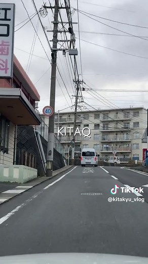 #北九州 #Vlog 毎日投稿中です📅✨ フォローやいいね、コメントでのリアクションをもらえるととても励みになります🙌😊 北九州の街を散歩や車載動画で撮影し、日常の景色を記録しています📸🚗 観光地だけでなく、普段の生活に寄り添うような道や風景を大切に切り取っています🌆🌿 懐かしい場所や、自宅や職場の近くに見覚えのある景色が映っていたら、ぜひ教えてください💬🌸 身近な風景を通して北九州の魅力を一緒に楽しんでもらえたら嬉しいです✨ @北九vlog #紡ぐ#とた#TikTokpresents #pr