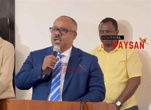 8.1K views · 20 reactions | Pagen moun kika met baboukèt nan bouche mwen ni nan kèm map toujou kenbe djanm poum sèvi sila yo ki nan plis bezwen. Diskou CP Louis Gérald Gilles aprè militan yo te finn wonfle Marjorie Michel | Journal Le Paysans | Facebook