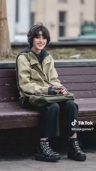 Beautiful Girls in the Streets of Moscow: Russian Street Photography