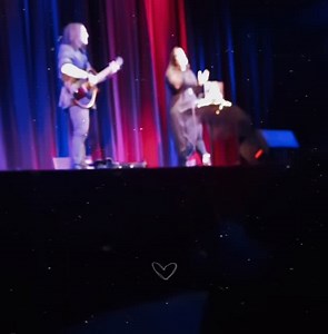 🎥 Audience Cam 🎥 We had a beautiful afternoon at @avocabeachtheatre today. Big Live to everyone who joined us for an intimate, emotional tribute to Eva Cassidy. See you next week at @brassmonkeycronulla & @qirkz_hunter 🤍 | Bloom