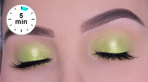 Stunning Green Eye makeup under 5 min & 1 Shadow! 💚 #eyemakeup #easytutorial #cosmeticsproducts #makeup | An Knook