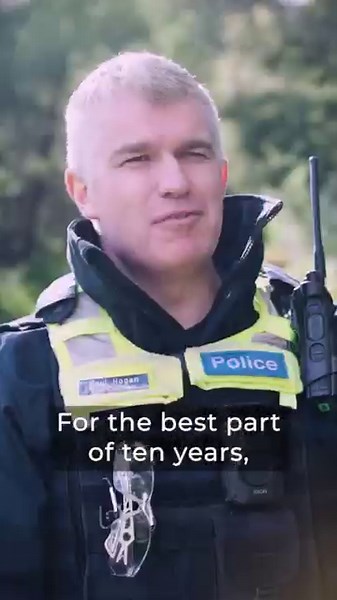 In 2021, First Constable Paul Hogan swapped his FM radio slot for a slot on the frontline. He was looking for a job that would allow him more time with his young family, and a role with Victoria Police turned out to be the perfect switch. Despite being one of the ‘more mature aged’ recruits at age 42, Paul still formed great relationships with his squad mates while at the Academy. “I had too much fun at the Academy. At first, I was a little intimidated, having not sat an exam for 25 years, but o