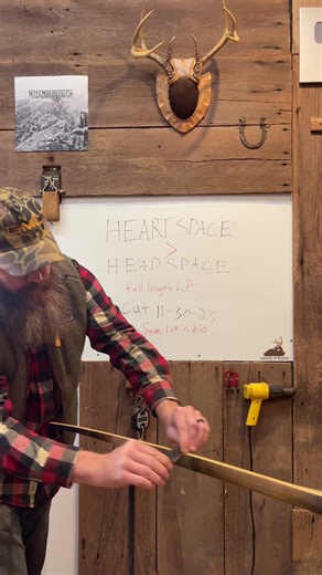 Trapping the back on bamboo backed bows helps prevent the belly wood from being overpowered. Boo is extremely strong in tension 💪 #novembersouth #bowandarrow | November South