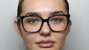 Record number of female prison officers fired over relationships with lags