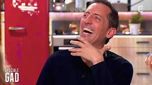 Invité du dîner, Gad Elmaleh Officiel a vu son portrait dressé par Malik Bentalha Officiel qui en a profité pour lâcher un énorme dossier sur son ami :) (Re)voir l'émission spéciale dédiée à l'humoriste : http://www.france5.fr/emissions/c-a-vous/diffusions/15-05-2015_327167 | C à vous