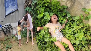 "The little girl was kicked out of the house by her stepmother, episode 2|lý lưu lưu" | MSK TV