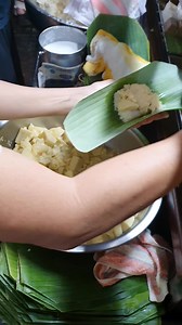 Xe xôi gốc Hoa hơn nửa thế kỷ ở Sài Gòn...! Địa chỉ : 451 Trần Phú, Phường 04, Quận 5, Hồ Chí Minh ⏰ 18H - 23H #saigontravel #khamphamonngon | Saigon Travel