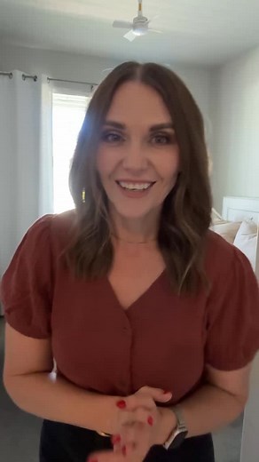 Comfort should be simple. Beddy’s zipper bedding makes it easy for aging loved ones to keep their beds neat, cozy, and comfortable without the extra effort. ♥️ . . . . #beddys #zipperbedding #zipyourbed #masterbedroom #kidsbedding #bedding #homedecor #homedesign #explore #viral #lifehack #momhack #twinbed | Nod and Winks