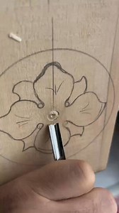 Witness the transformation of raw wood into a blooming masterpiece. This floral motif carving showcases the timeless beauty of nature captured through skilled craftsmanship. 🌸🪵✨ #WoodCarving #FloralDesign #ArtistryInWood | WoodArt