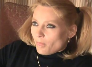 9x7 Fucks a married lady