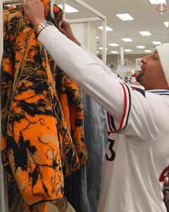 29K views · 568 reactions | To wrap up Holiday Week of Giving, Royce & Luke helped us pick out gifts and essentials for kids and teens at Target! These items, along with tie blankets made by our front office staff, will be donated to YouthLink MN and Boys & Girls Clubs of the Twin Cities to support young people this holiday season | Minnesota Twins | Facebook