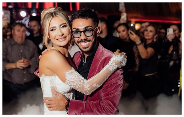 Ce i-a cerut Armin Nicoară soției sale înainte de căsătorie. Artistul a avertizat-o pe Claudia Puican: ”A știut cum mă ia!”