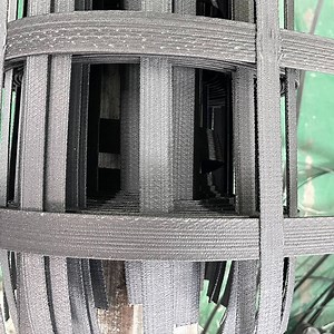 [Hot Item] Repairing Cement Pavement with Old Road and Reinforcing 80kn Steel-Plastic Geogrid