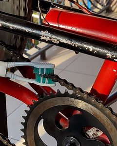 How to Clean Your Bike Chain 🚲🧼 | Sweet Memories - Gamology