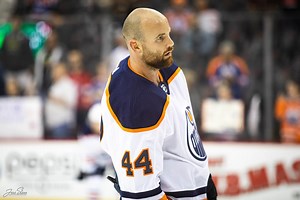 Despite Scary Incident, Oilers’ Kassian Wants Fighting to Stay in NHL [Video] - The Hockey Writers Edmonton Oilers Latest News, Analysis & More