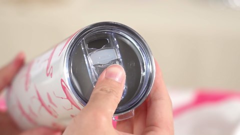 Amazon.com: 6 Pcs Flamingo Gifts for Women Flamingo Lover Gifts for Girls Her Animal Lover Gift for Valentines Birthday Pink Flamingo Blanket with Stainless Steel Tumbler Bags Cute Socks Keychain : Home & Kitchen