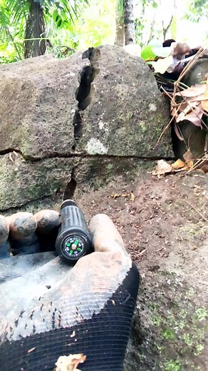 15 reactions | Treasure hunting found stone map horizontal engrave line under curving hole spot center #fbreels #reelsfb #treasurehunt #animalsymbol #decoding #reels #ancient #treasure | JM Hunt | Facebook
