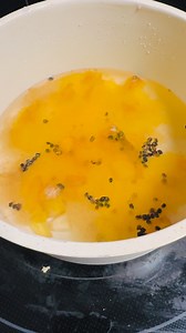 Finally posting my elderberry syrup recipe from last week. We were feeling pretty run down, so I made a fresh batch to help us get through it. Simple ingredients, gentle support, and something we already had on hand — truly my kind of sick-day win. 💜 Elderberry Syrup Recipe: 1 cup dried elderberries 4 cups water 1 cinnamon stick 1 tsp whole cloves 1–2 slices fresh ginger Simmer 30–45 minutes, strain, let cool until warm, and stir in 1 cup raw honey. Store in the fridge. Adults: 1 Tbsp 1–3x/day 