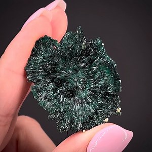 1.1K views · 175 reactions | Atacamite "flower" - La Farola Mine,...