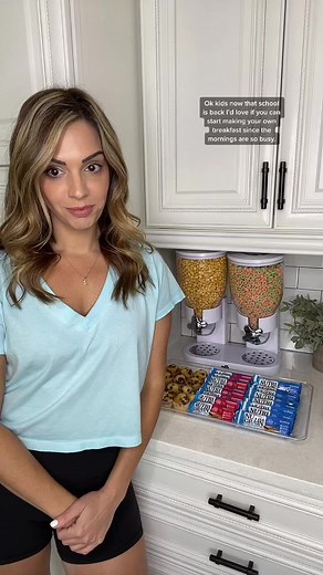 258K views · 2.1K reactions | #ad #ad Apparently breakfast is now a two-course meal! @Nutri-Grain #SetYourOwnBar #MomLife #DadLife #BreakfastIdeas #MomsofTikTok #DadsofTikTok#Inverted | Laura Mom comedy | Facebook