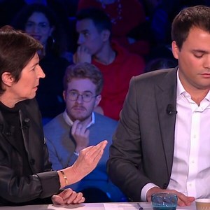 "Laisse-moi terminer !" : Christine Angot s'en prend violemment à Charles Consigny dans ONPC (VIDEO) - Télé 2 Semaines