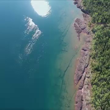 Lake Superior in the upper peninsula, Michigan in peak summer | Cody & Kellie