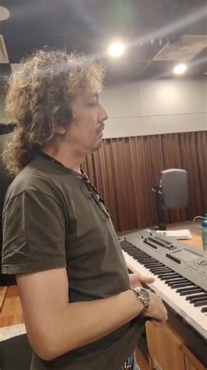 Pianist DM on TikTok