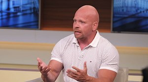 „Dann sitz ich vorm Fernseher mit geballter Faust!“ Lauterbach bekommt Breitseite von Pfleger