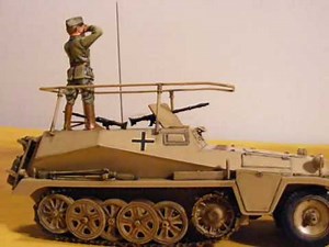 Half-track Sd Kfz 250/3 Radio Control small scale