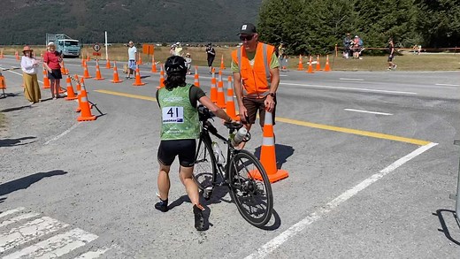 Deborah Lynch is into Klondyke and continues to lead the Female Longest day! Hot on her heels close behind in second place is Fiona Dowling. #KMDC2C | Kathmandu Coast to Coast