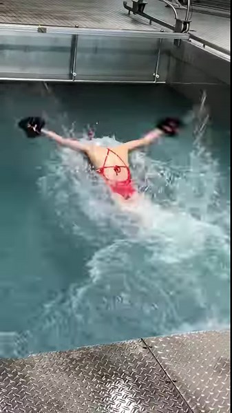 90K views · 2.8K reactions | The daily routine of #Olympic champion Zhang Yufei, the star of the Chinese swimming team, is going through her daily training. She needs to complete swimming movements in the high-speed water current and keep them intact. There’s no doubt that behind her outstanding achievements are the results of her endless efforts. #sport #female | T-Time HK | Facebook