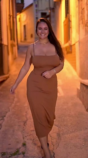 11K views · 81 reactions | Stunning❤❤❤ Model :@biancadata_official #reels #fashion #outfit #girls #trend #styleblogger | 197Fashion | Facebook