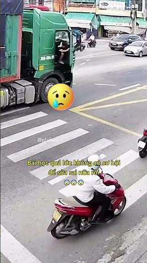 A lesson so costly there’s no second chance to fix it 😨 #trafficaccident #shorts