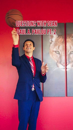 Business advice with a side of 🏀 from #UHBauer Dean Paul A. Pavlou! #MeetUsMonday | UH Bauer College of Business