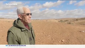 38K views · 67 reactions | C'est une frontière fermée depuis 27 ans et aucun changement n'est en perspective avec la dégradation des relations entre Maroc et Algérie. Des deux côtés vivent des familles séparées. | TV5MONDE | Facebook