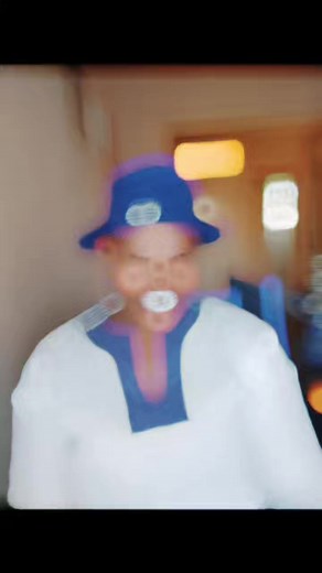 1.3K views · 15 reactions | Go kgatlhisa matlho e le ruri 來殺our unisex African print shirts ka matsela a tlhwatlhwa Phakalane Mowana Park Mall 77073770 | Berry Heart Creations | Facebook