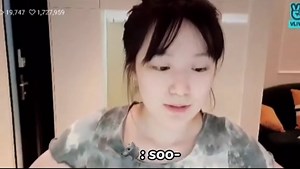 ထုတ်ပြောချင်တာတောင် ပြောခွင့်မရတဲ့ နာမည်လေး 💔 • ခုတော့ SHUHUA လည်း သူ့အမရဲ့ ပွဲဦးထွက်ကို ဂုဏ်ပြုနေလောက်ပြီ ။ ** ဒီ video က ၂၀၂၁ မန်ဘာတွေ မွေးရပ်နိုင်ငံအသီးသီးကို ပြန်ရောက်နေချိန် VLIVE ဖြစ်ပါတယ်။ — CUBE ဟာ ဒီ video delete ပြီး ဒီ cut လေးကိူ ဖြတ်ထုတ်ပြီး reupload ခဲ့ပါတယ်။ #SHUHUA #GIDLE | 𝙂 𝙄-𝘿𝙇𝙀 𝙈𝙔𝘼𝙉𝙈𝘼𝙍