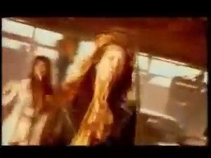 Quedan en compañía de la Diosa Saxofonista holandesa CANDY DULFER con su Videomusic titulado PICK UP THE PIECES. | Videomusic TV