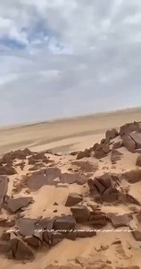 Yet another footage of LIG Nex1 AT-1K Raybolt ATGM destroying a hostile vehicle in Yemen. ~admin CBG #at1k #raybolt #atgm #현궁 #대전차미사일 | Korea Defense Blog