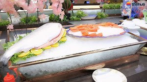 2.7K views · 31 reactions | Seafood City မှာ ပင်လယ်စာနဲ့အချိုပွဲတွေ အဝစားမယ်။ #FoodieFavorites #burmesefood #sreetfood #myanmar #foodvlog #foodlover #localfood #vlog #seafood #foryoupage #foodvlogger #streetfood #hotpot #buffet #vlogger | The Hub Myanmar | Facebook