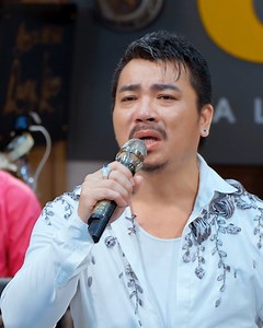 254K views · 2.3K reactions | Thân phận nghèo - Quang Nhi Mời bạn nghe thêm https://youtu.be/Pu8awY38UqI?si=-bEmcMOpExnXXAcm ------------------- ► Powered by Giong Ca De Doi Vui lòng không sao chép dưới mọi hình thức! | Giọng Ca Để Đời | Facebook