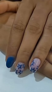 Fresh floral Nails 🦋💙 Nail Extentions with Gel Polish AED 199 ONLY Complimentary Nail Art ( 2TIPS) 💅 Gel Manicure AED 99 💅 Gel Manicure Gel pedicure AED 179 💅 Classic Manicure pedicure AED 110 💅 Gel Manicure classic pedicure AED 169 💅 Nail Extension with Gel polish AED 199 💅 Ombre/Chrome Nail Extension AED 249 💅 French Nail Extension AED 225 💅 Nail Art AED 5 onwards Prices subject to 5% VAT The Artist Beauty Lounge, Oud Metha, Dubai Call at 04 3582000, whatsapp 050 5993281 -———————————