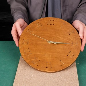 756K views · 804 reactions | Awesome Wooden DIY Clock | Crafty Panda How | Facebook