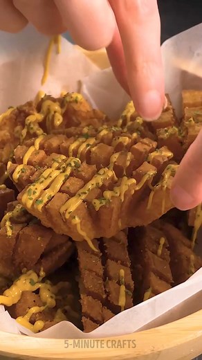 58K views · 108 reactions | These easy-peasy recipes with everyday ingredients  | 5-Minute Crafts Family | Facebook