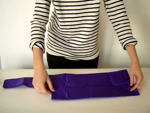 How to FOLD a BAGGU