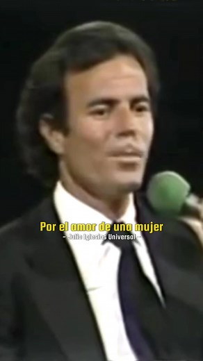 Julio Iglesias: Por el Amor de una Mujer en Directo